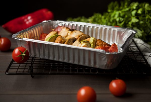 NO9 FOIL CONTAINER 9″X9X”2″ (DEEP) - Image 2